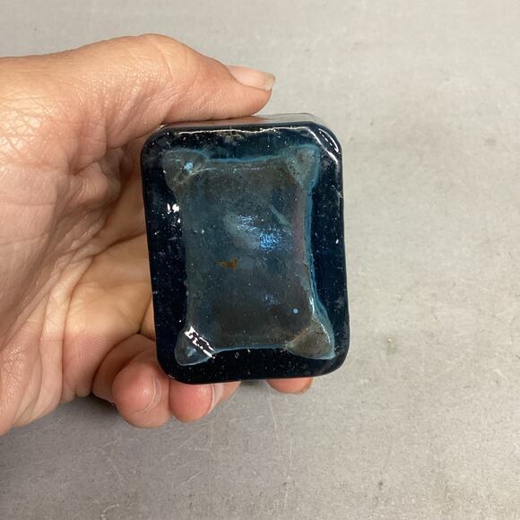 Antique Blue Burst Top Boat Glass Inkwell - Picture 9 of 11